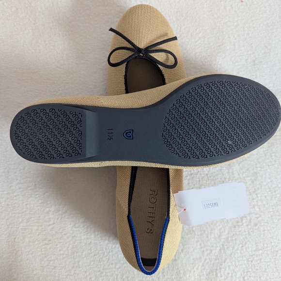 NWT/NIB Women's Rothys The Ballet Flat In Beige And Black, Size 11.5 - Picture 4 of 9